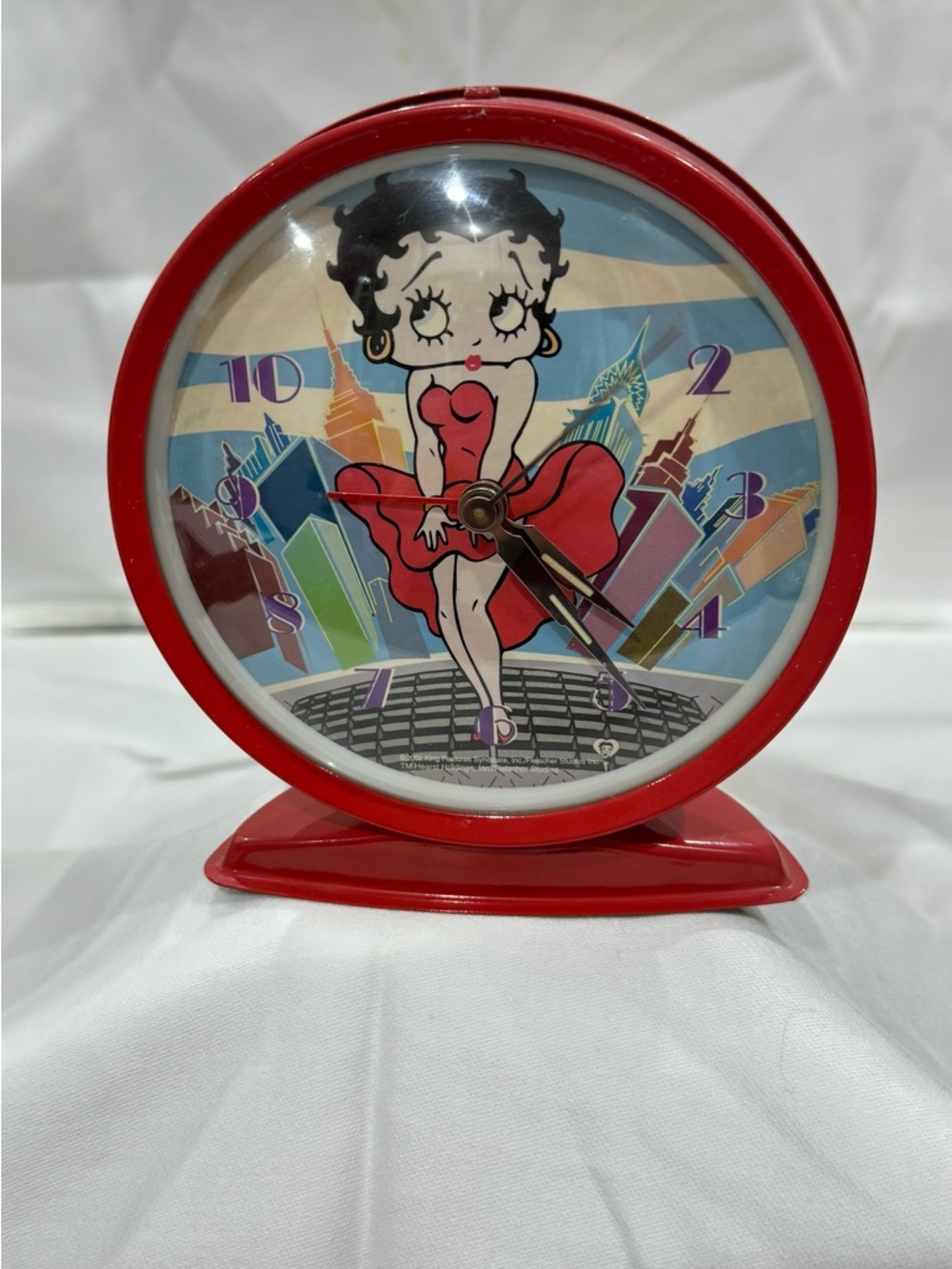 Betty Boop Red Retro Alarm Clock
